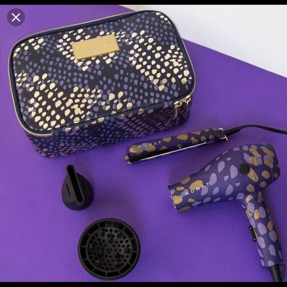 Mini blow dryer/flatiron travel set